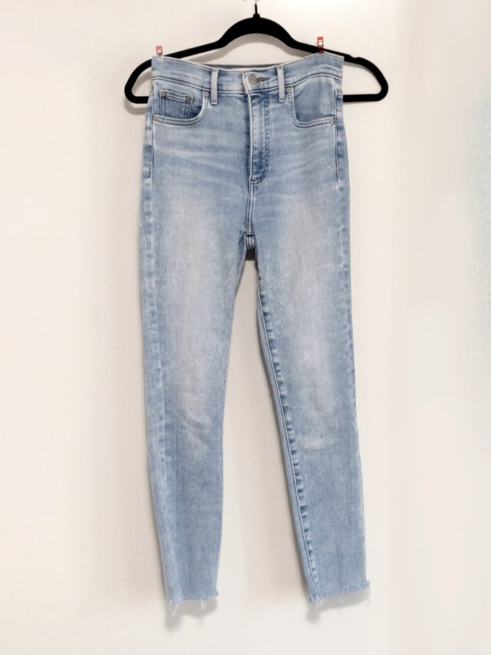 Denim Forum The Lola High Rise Skinny Crop 25 Light Blue Denim Frayed Aritzia